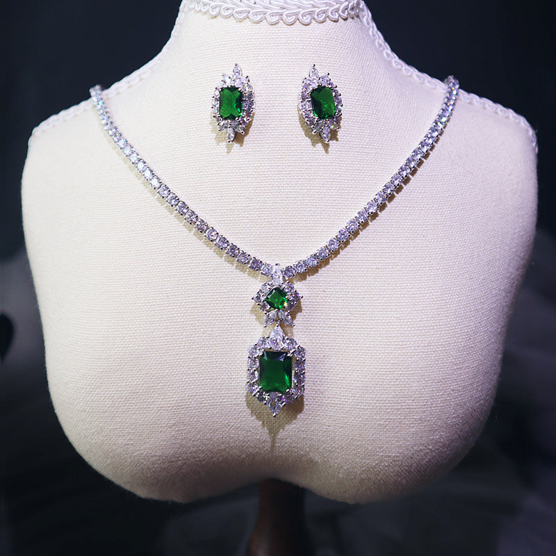 Dark Green Necklace Set
