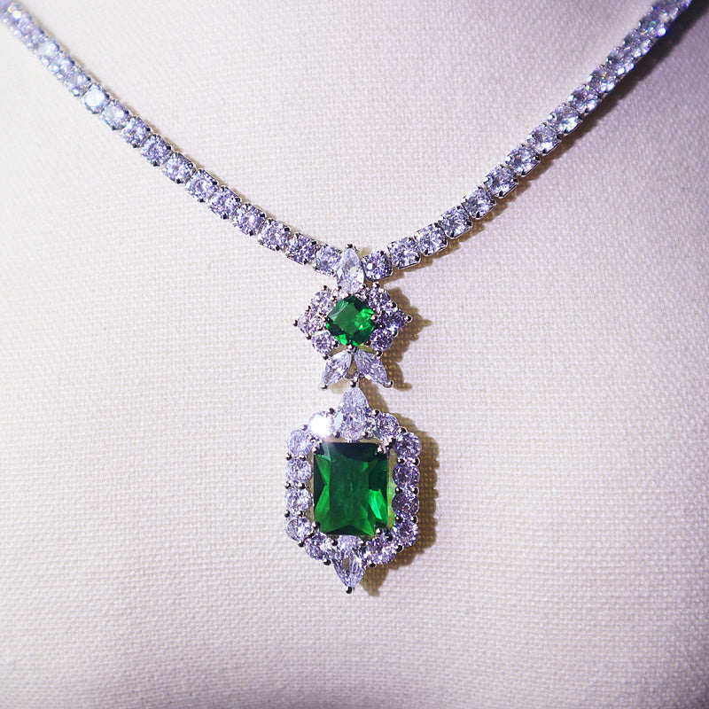 Dark Green Necklace Set