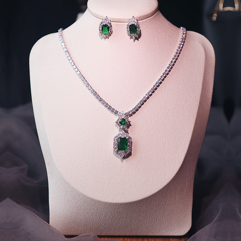 Dark Green Necklace Set