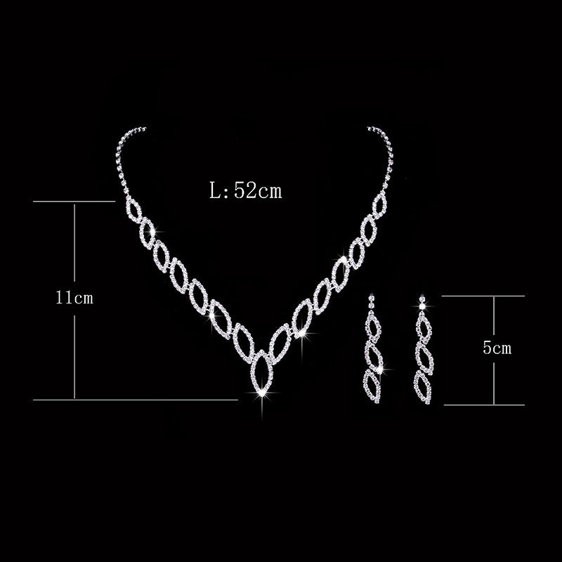 Classic jewelry set