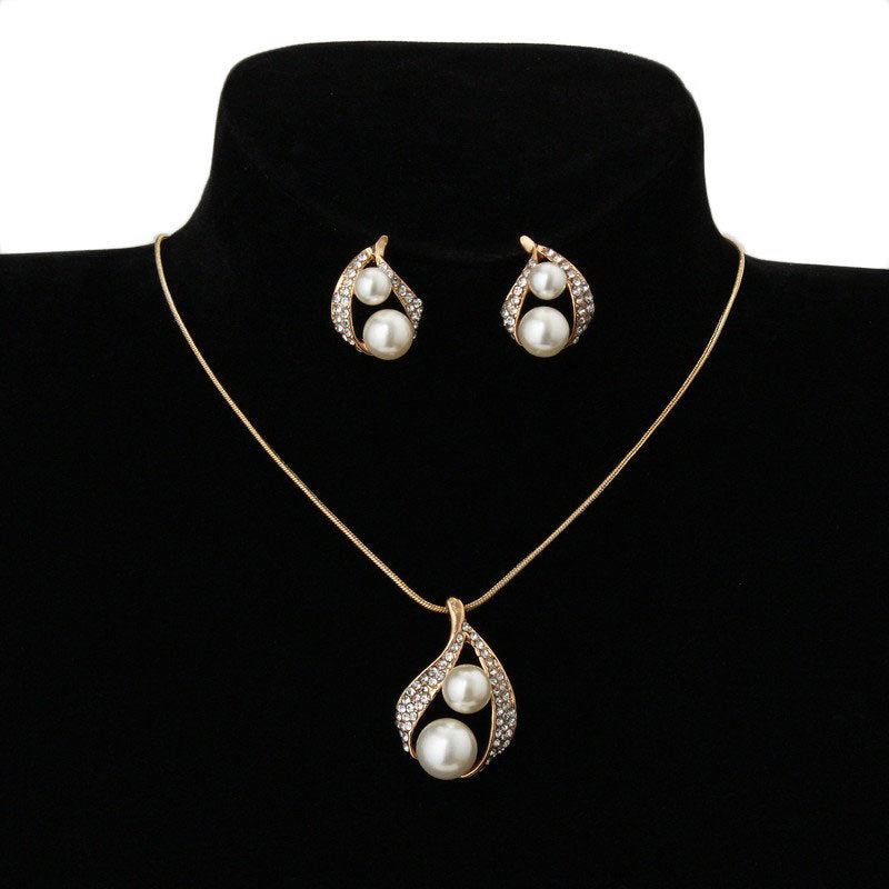 Pearl water drop Necklace Set