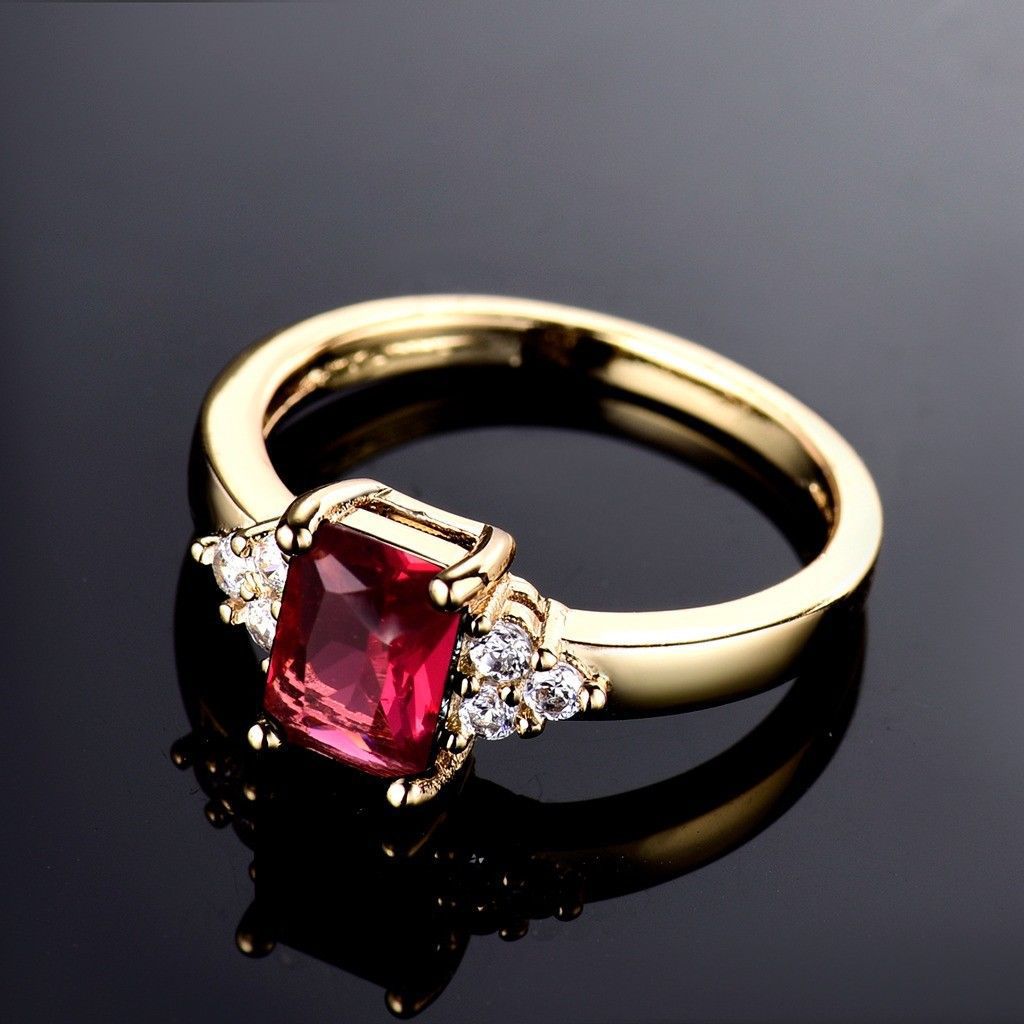 Gold Plated Simulated Zircon Female Ring