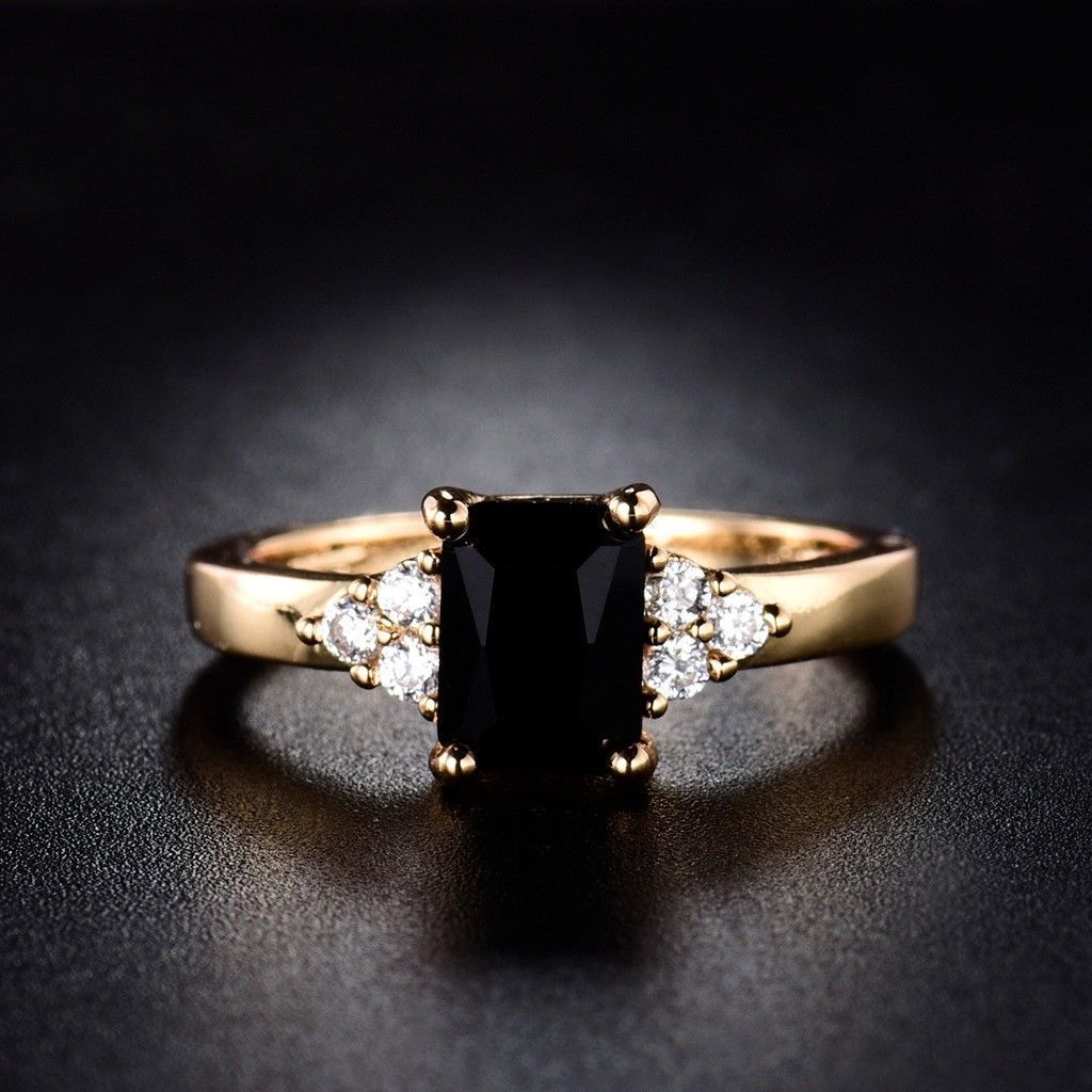 Gold Plated Simulated Zircon Female Ring