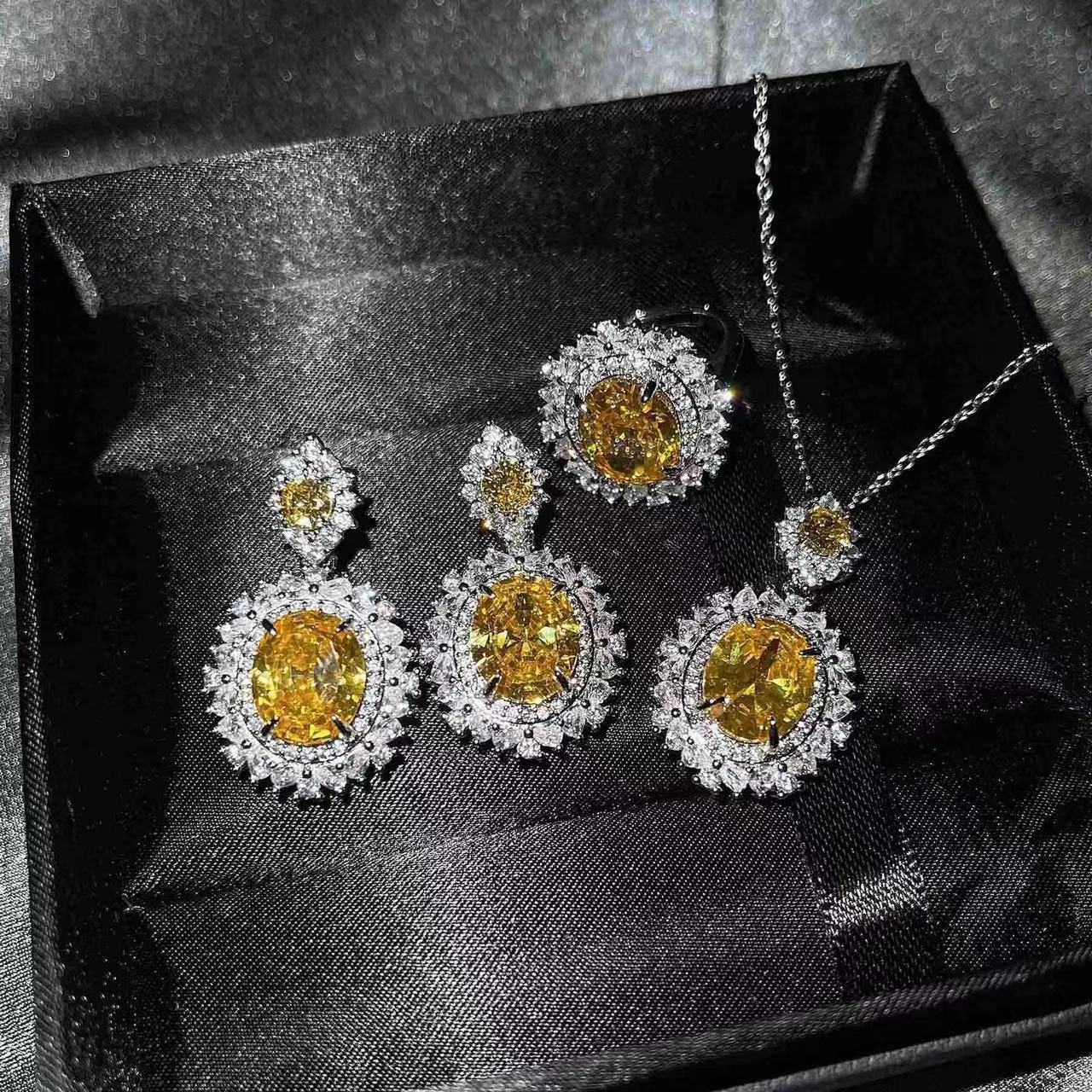 Luxury Premium Necklace Set