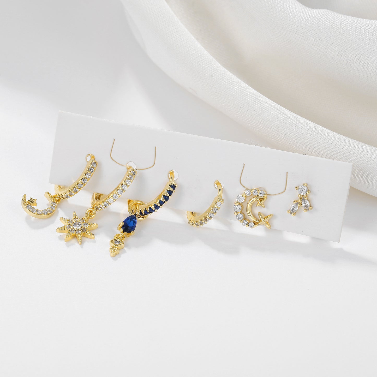 Awn Star Moon Asymmetric Full Diamond Earrings
