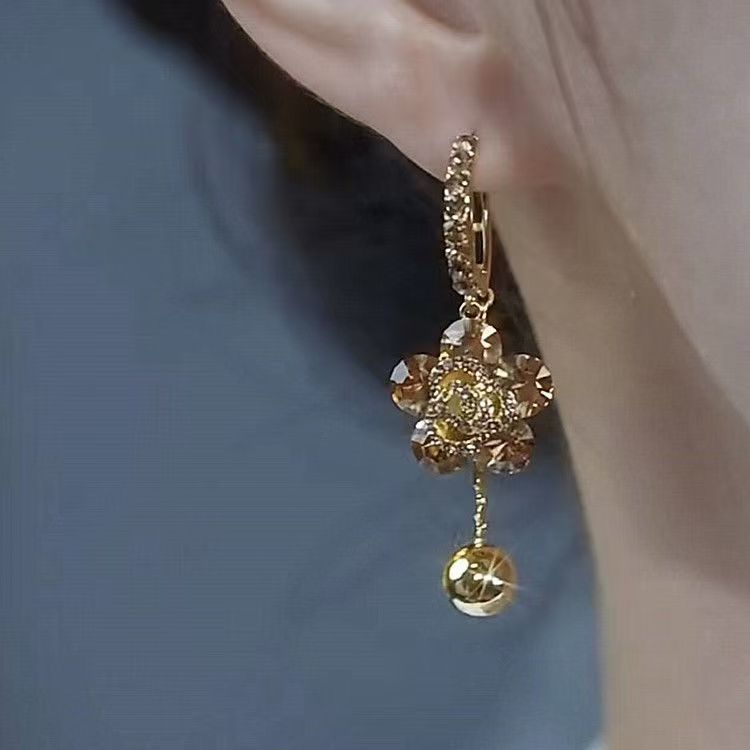 Brown Crystal Rose Earrings