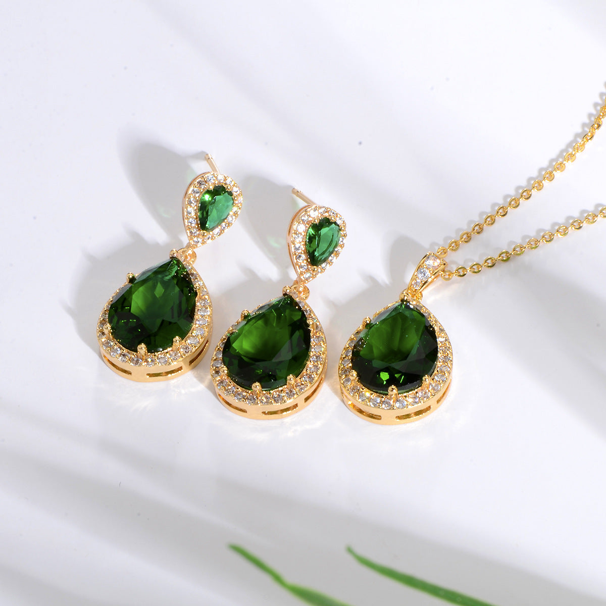 14k Bright Big Zircon Water Drops Necklace Eardrop Set