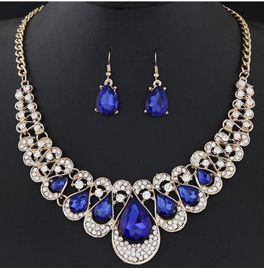 Trendy Necklace Set