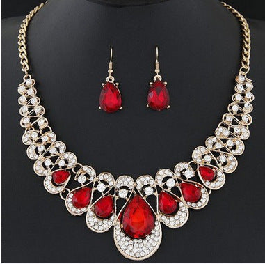 Trendy Necklace Set