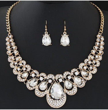 Trendy Necklace Set