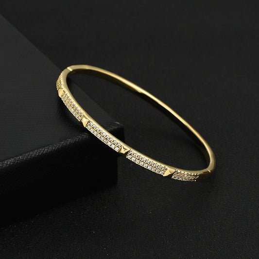 Simple Design Micro-inlaid Diamond Bracelet For Women