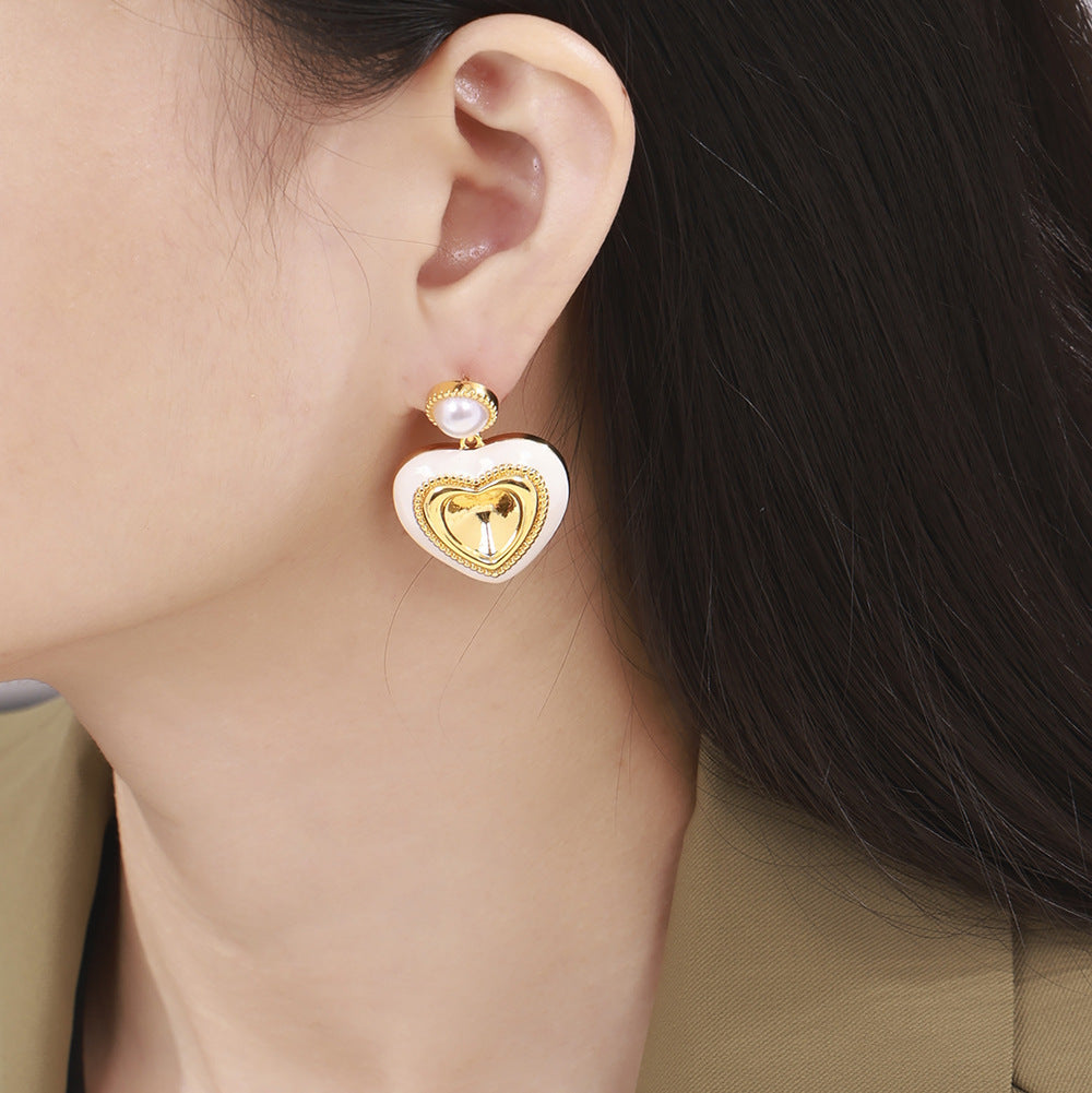 Heart-shaped Three-dimensional Glass Stone Full Ear Studs Earrings