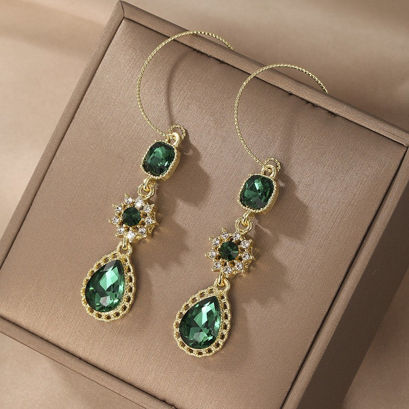 Green Long Water Droplet Fringe Earrings