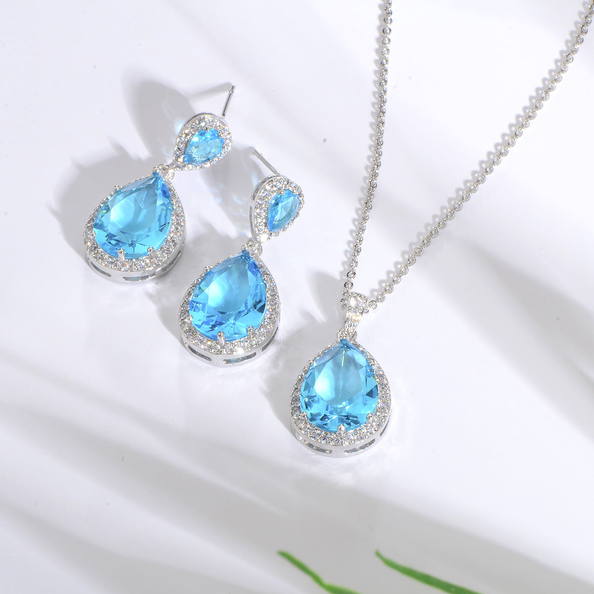 14k Bright Big Zircon Water Drops Necklace Eardrop Set