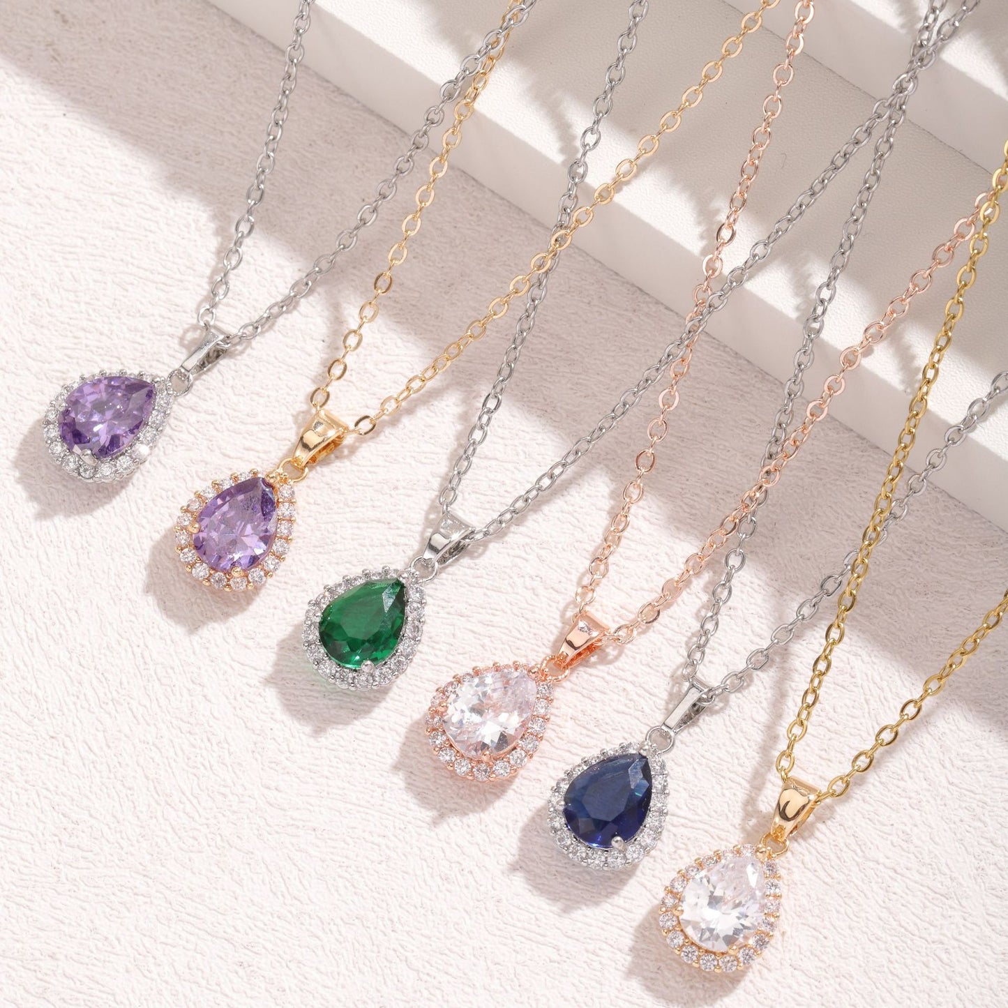 Fashion Zircon Water Drops Pendant Necklace