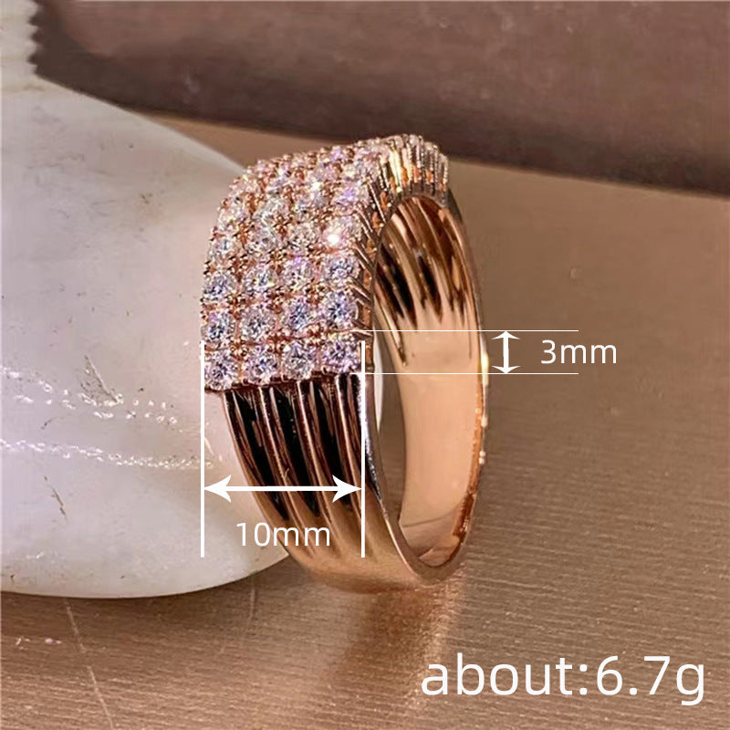 Inlaid Zircon Female Shiny Ring